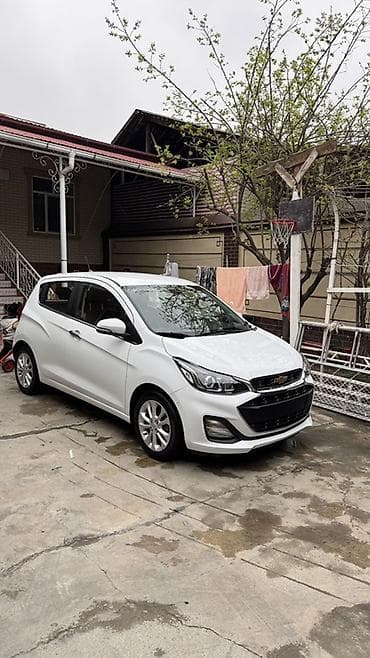 нонда хрв: Chevrolet Spark: 2018 г., 1 л, Автомат, Бензин, Хэтчбэк — 2