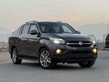 срочно продаю в связи с переездом: Ssangyong Rexton: 2018 г., 2.2 л, Автомат, Дизель, Внедорожник — 2