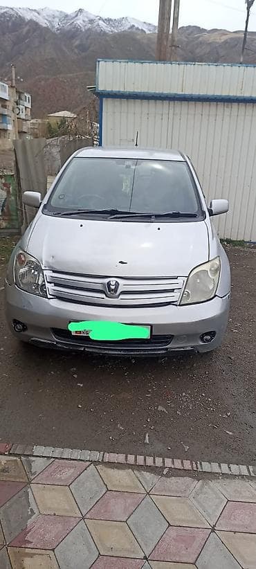 mark 2: Toyota Ist: 2003 г., Автомат, Бензин, Хэтчбэк — 3