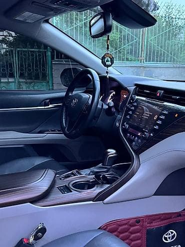 дт 70: Toyota Camry: 2019 г., 2.5 л, Типтроник, Бензин, Седан — 5