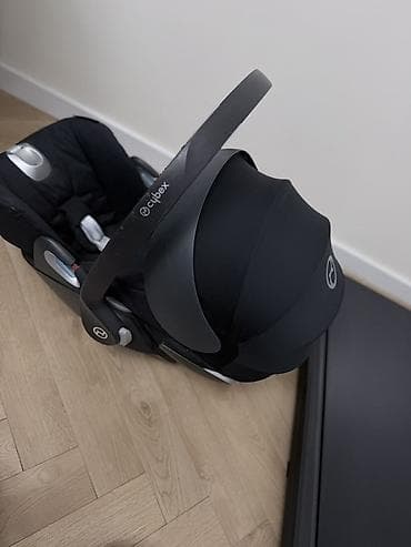 седушки: Автокресло, цвет - Черный — 1