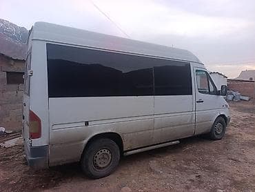 резанный контейнер: Пассажирский микроавтобус на базе фургона повышенной крыши. Основные — 1