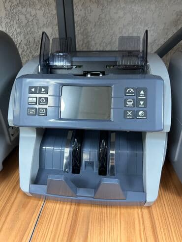 Счетчик банкнот HL770 Минимальная скорость счета: 900 банкнот/минута