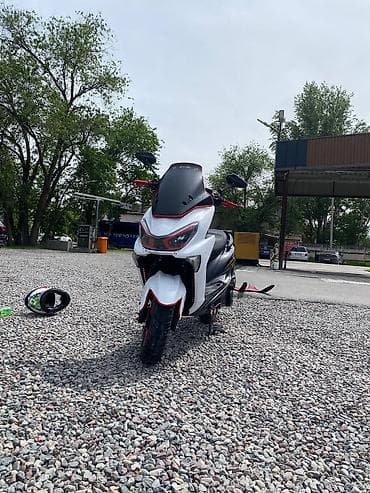 горные мопеды: Макси-скутер 150 куб. см, Бензин, Б/у — 3