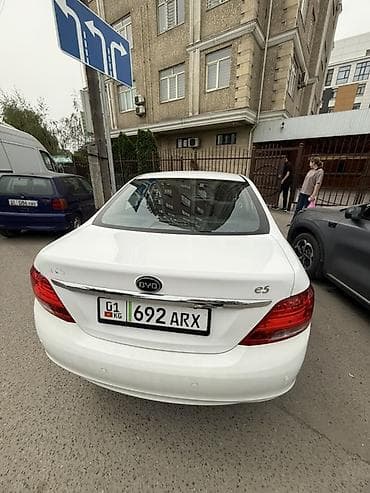 bid e5: BYD E5: 2019 г., Автомат, Электромобиль, Седан — 3