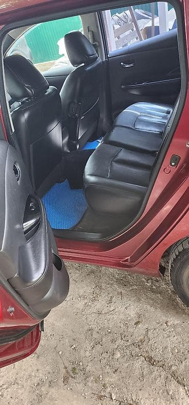 e2 byd: Nissan Leaf: 2013 г., Автомат, Электромобиль — 6