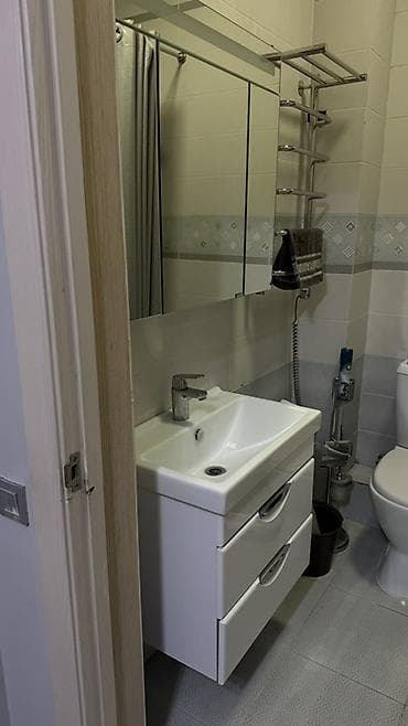 тумба с раковиной в ванную: Тумба для ванны, Б/у, С раковиной, Самовывоз, цвет - Белый — 3