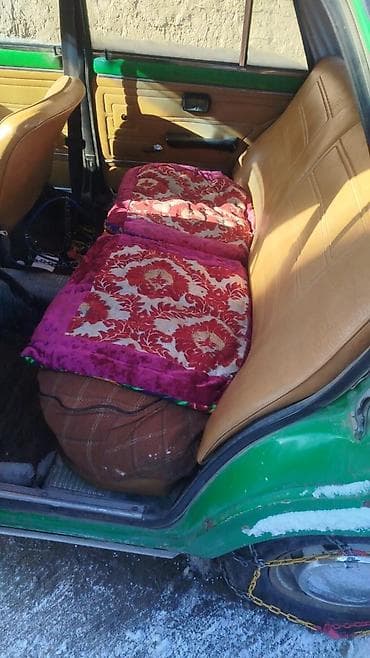 вента талас: ВАЗ (ЛАДА) 2101: 1987 г., Седан — 2