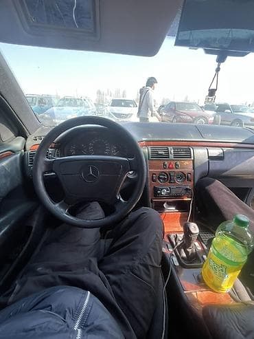 панель на мерседес 210: Mercedes-Benz E-Class: 1995 г., 2.3 л, Ручные, Бензин, Седан — 6