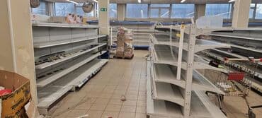 оборудование для бутика: Витрины, стеллажи, полки торговые металлические б/у, полка магазинная — 21