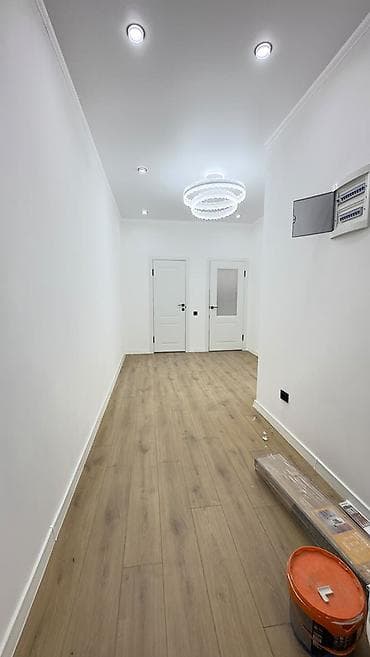 купить малосемейку: 3 комнаты, 77 м², Пишпек Элитка, 9 этаж, Дизайнерский ремонт — 1