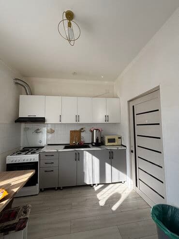 Сниму комнату: 30 м², С мебелью — 2