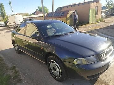red cell: Audi A4 (B5), седан, чёрный цвет.1995г объем 2.6 миханика салон в коже — 4