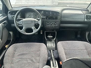 электронные скутера: Volkswagen Vento: 1993 г., 1.8 л, Автомат, Бензин, Седан — 7