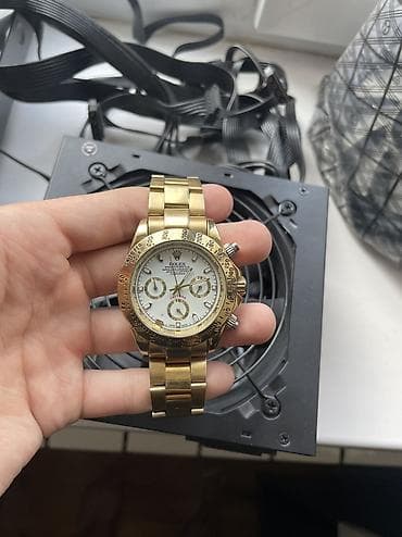 Продаю часы