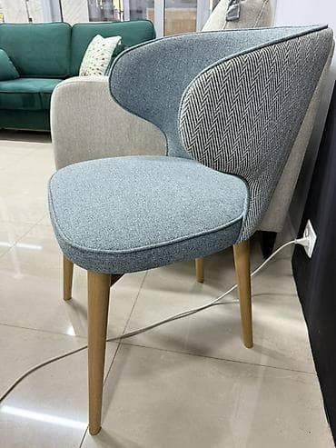 Стул для зала, Дерево