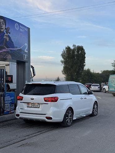 карнай: Трансфер вместе с EasyGo на минивэне Kia Carnival - Комфортный — 2