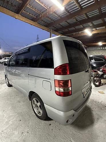 noah town ace: Toyota Noah: 2003 г., 2 л, Автомат, Бензин, Минивэн — 7