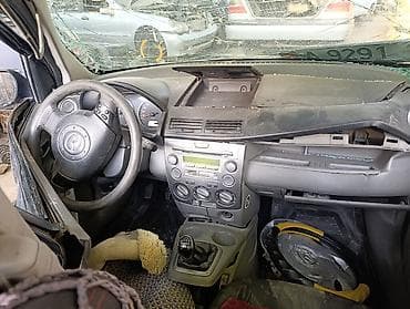 camry 75: Mazda 2, хэтчбек, механическая коробка передач. объем 1.3 — 3