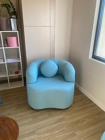 Кресло дизайнерское с круглой подушкой - Мягкое кресло с плавными