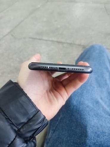 iphone 11 pro max: IPhone 11, Черный — 3