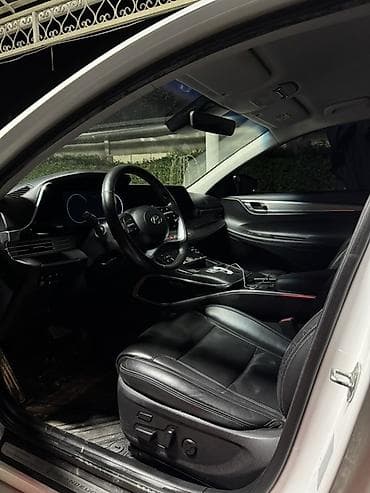 genesis 70: Hyundai Grandeur: 2021 г., 3 л, Автомат, Газ, Седан — 3