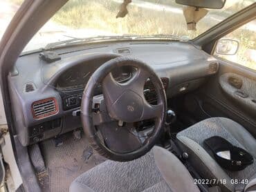 жети орунду машина: Kia Sportage: 1997 г., 2 л, Механика, Дизель, Универсал — 3