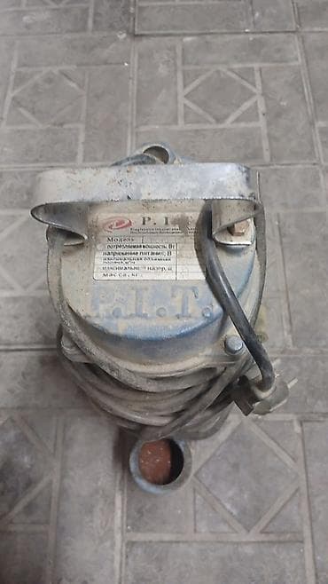 мотопомпа для полива: Погружной вибрационный насос P.I.T. Описание: - Тип: вибрационный — 1