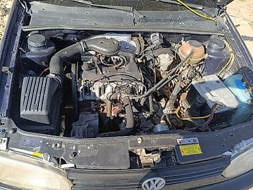 разбор passat b3: Volkswagen Golf: 1992 г., 1.8 л, Механика, Хэтчбэк — 7