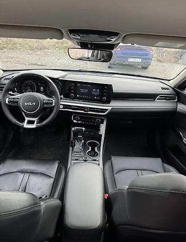 Продажа авто: Kia K5: 2022 г., 2 л, Автомат, Газ, Седан — 2