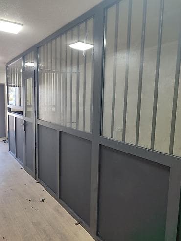 прием пластмас: На заказ Каркасная перегородка, Для офиса, Монтаж — 1