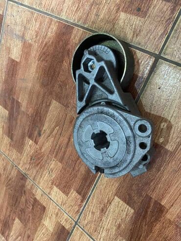 съемник для подшипников: Mitsubishi W74 GDI натяжитель, Митсубиси ролик с натяжителем — 2