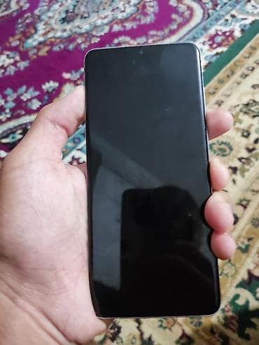 gala: Samsung Galaxy S20 Plus, Б/у, 128 ГБ, цвет - Серебристый, 1 SIM, eSIM — 4