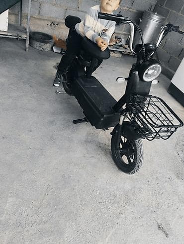 мопед ямаха 50 кубов: Электрический скутер (городской мини-мопед) - Компактная рама с — 1