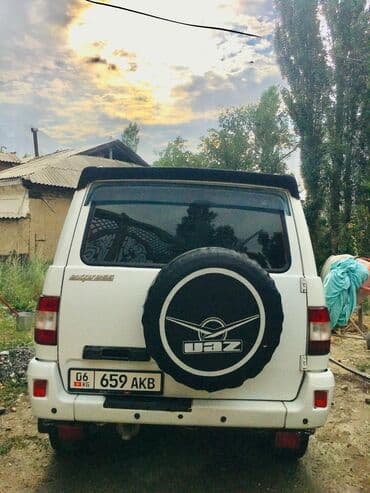 жугили 2011: УАЗ Patriot: 2011 г., 2.7 л, Механика, Бензин, Внедорожник — 3