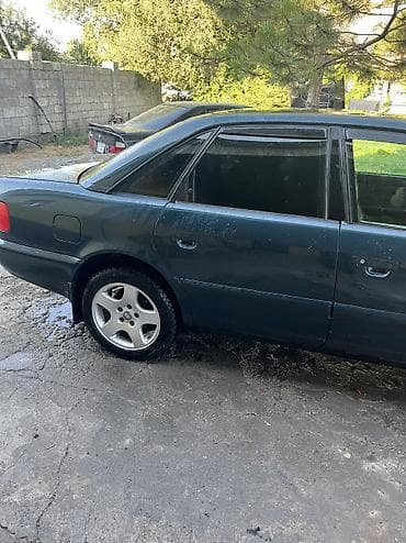 Унаа: Audi A6: 1995 г., 2 л, Кол менен иштөөчү, Бензин, Седан — 2