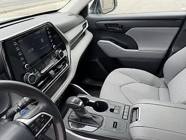 500: Toyota Highlander: 2022 г., 2.5 л, Вариатор, Гибрид, Кроссовер — 10