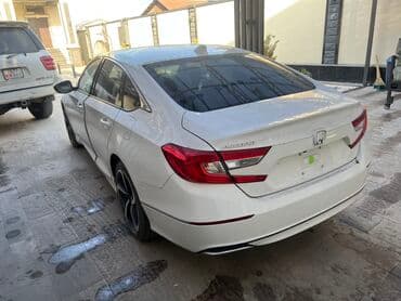 accord 2000: Honda Accord: 2019 г., 1.5 л, Автомат, Бензин, Седан — 4