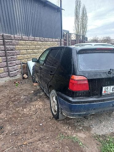 bazar kg: Volkswagen Golf: 1996 г., 1.8 л, Механика, Бензин, Хэтчбэк — 6
