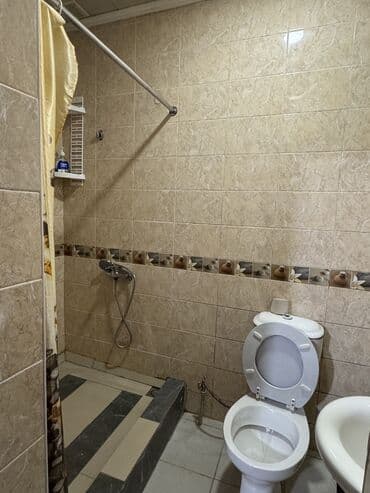 обменяю дом на квартиру: 1 комната, Душевая кабина, Постельное белье, Парковка — 7