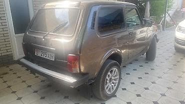 audio cd: ВАЗ (ЛАДА) 4x4 Нива: 2022 г., 1.7 л, Механика, Бензин, Внедорожник — 2