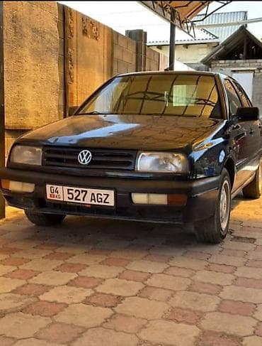 li9 авто: Volkswagen Vento: 1993 г., 1.8 л, Механика, Бензин, Седан — 8