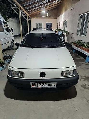 Volkswagen Passat Variant: 1991 г., 2 л, Механика, Газ, Универсал