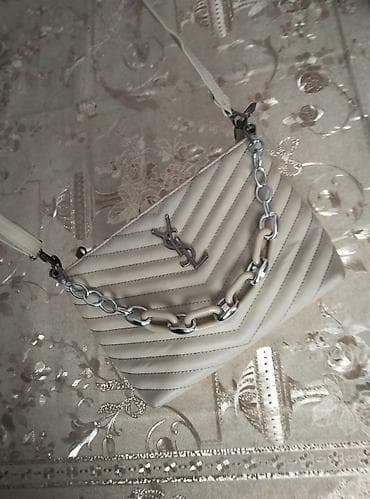 золотые пусеты: Сумка через плечо, бежевого цвета с прострочкой «ёлочка». - — 5