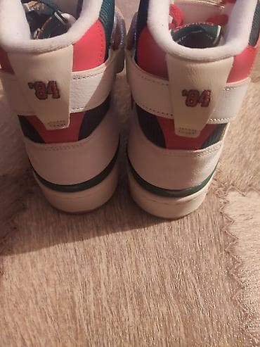 Мырзалардын бут кийими: Эркектердин кроссовкасы, 45, Adidas, Жаңы, түсү - Ак, Өзү алып кетүү — 1
