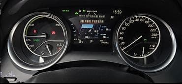 e2 byd: Toyota Camry: 2021 г., 2.5 л, Вариатор, Гибрид, Седан — 10