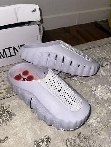 Женская обувь: Кроссовки, 40.5, 41, Nike, Новый, цвет - Белый — 1