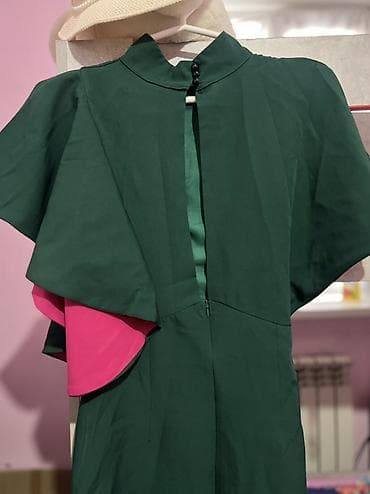 черный бархатный клатч: Вечернее платье, А-силуэт, Короткая модель, С рукавами, S — 3
