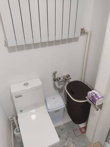 купить 4 комнатную квартиру в бишкеке: Уютная студия с отдельным входом - Спальная зона: двуспальная кровать — 4