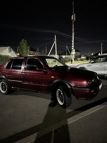 электр авто: Volkswagen Vento: 1992 г., 1.8 л, Кол менен иштөөчү, Бензин, Седан — 8